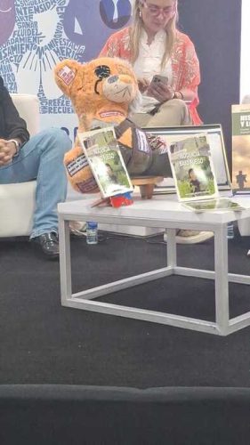 feria-libro-2025-12