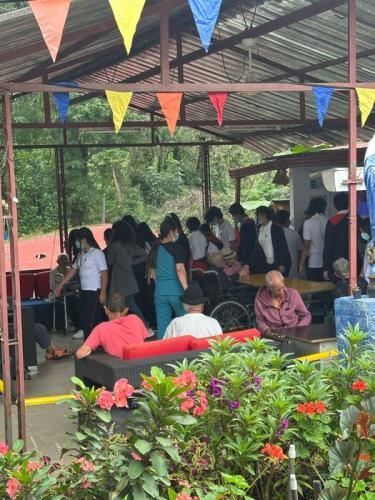 visita-fundacion-casita-de-dios-2025-12